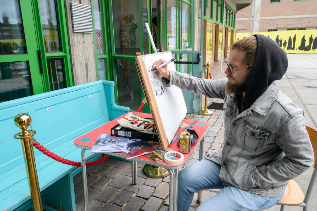 Spontane live drawing tijdens Cross Comix Festival 2022